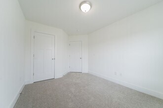 924 Sparrow Ln in Duncan, SC - Building Photo - Building Photo
