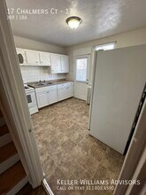 17 Chalmers Ct in Cincinnati, OH - Building Photo - Building Photo