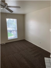 12030 E Hoye Dr in Aurora, CO - Building Photo - Building Photo