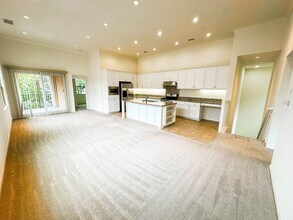 120 Overbrook in Irvine, CA - Building Photo - Building Photo