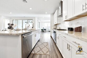 4040 Swing Way in Roseville, CA - Building Photo - Building Photo