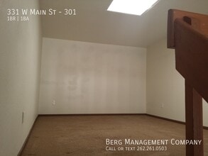 331 W Main St in Waukesha, WI - Building Photo - Building Photo