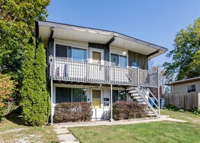 1718 Orchard St in Ann Arbor, MI - Building Photo