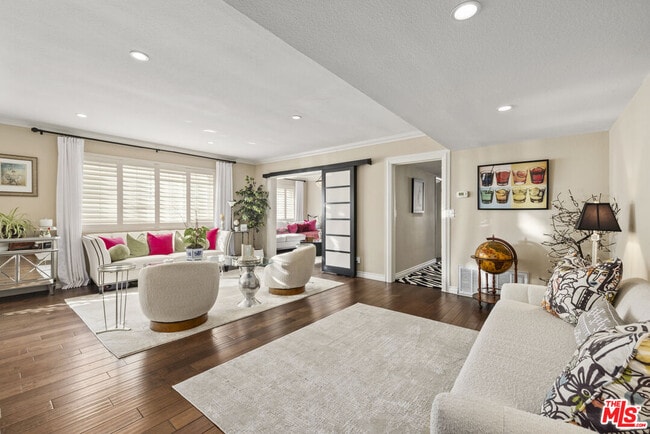 10645 Wilshire Blvd in Los Angeles, CA - Building Photo - Building Photo