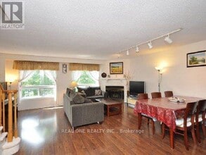 4605-4605 Donegal Dr in Mississauga, ON - Building Photo - Building Photo