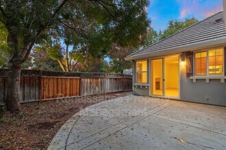 363 W Viento St in Tracy, CA - Building Photo - Building Photo