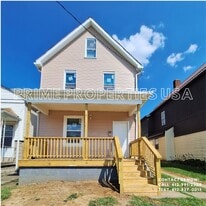 1916 Constitution Blvd, Unit Front in New Kensington, PA - Building Photo