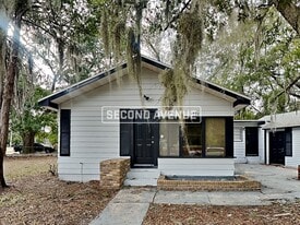 6672 Vermillion St in Jacksonville, FL - Building Photo