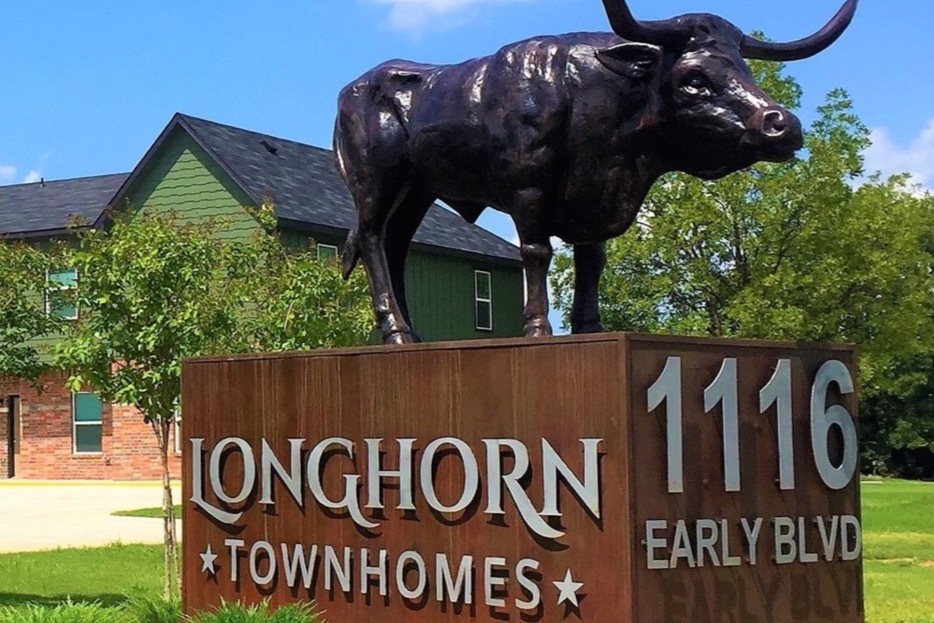 Longhorn Townhomes in Early, TX - Building Photo