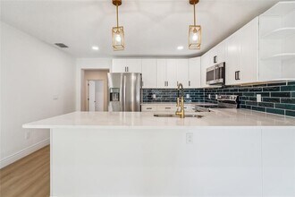 419 92nd Ave N in St. Petersburg, FL - Building Photo - Building Photo