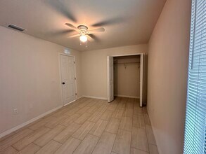 3025 Chiquita Blvd S in Cape Coral, FL - Building Photo - Building Photo