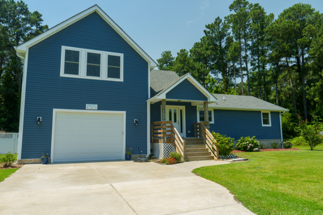 102 Quarter Landing Dr in Harbinger, NC - Building Photo - Building Photo