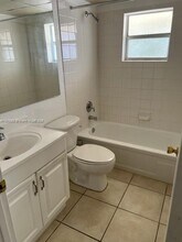 4771 NW 9th Dr, Unit 4771 in Plantation, FL - Building Photo - Building Photo