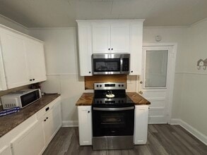 208 Mary St in Broussard, LA - Building Photo - Building Photo