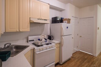 922 W Dakin St in Chicago, IL - Building Photo - Building Photo