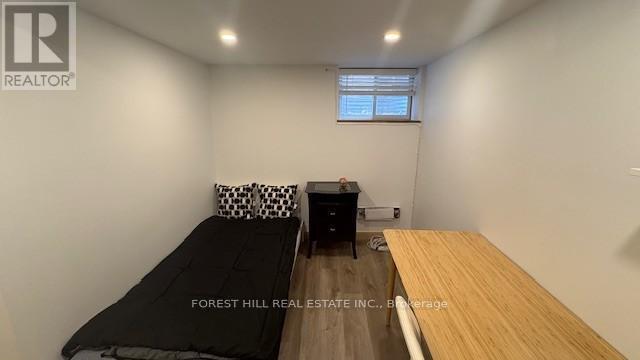 property at 8 Poplar Plains Crescent