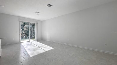 7600 Stone Creek Trl in Kissimmee, FL - Foto de edificio - Building Photo