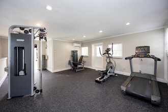 zBroadway at East Atlanta in Atlanta, GA - Building Photo - Interior Photo