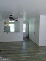 8488 Main St in Ellicott City, MD - Building Photo