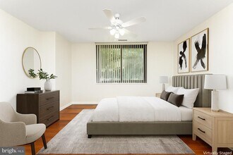 3713 S George Mason Dr in Falls Church, VA - Building Photo - Building Photo