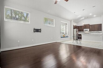 12203 Cottage Promenade Ct in Austin, TX - Building Photo - Building Photo