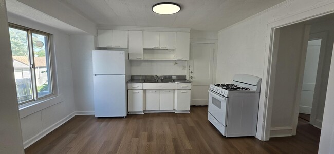 4473 W 133rd St in Cleveland, OH - Building Photo - Building Photo