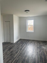 1847 Druid Hill Ave photo'