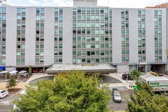 1177 22nd St NW, Unit 8J in Washington, DC - Building Photo - Building Photo