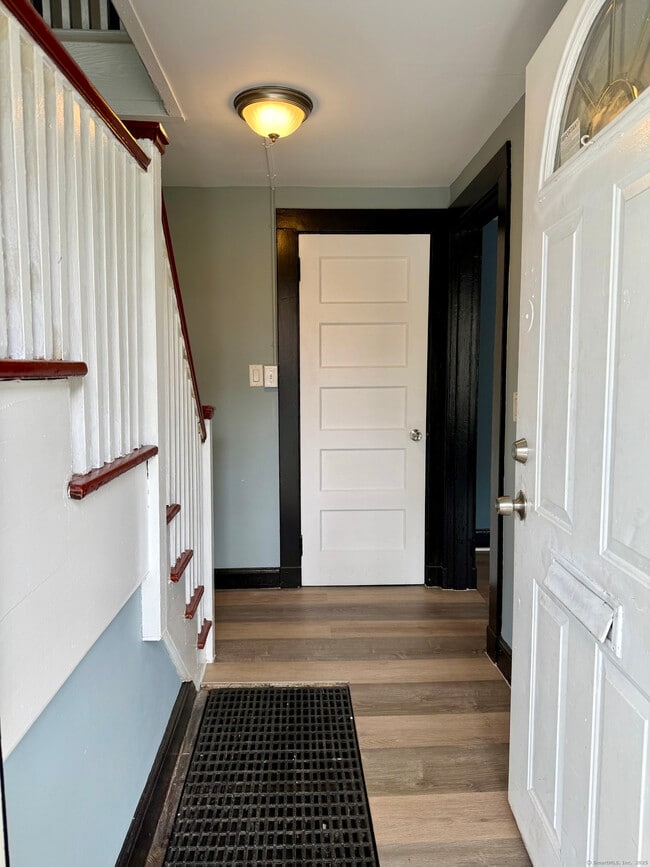 63 Goddard Ave in Bridgeport, CT - Building Photo - Building Photo