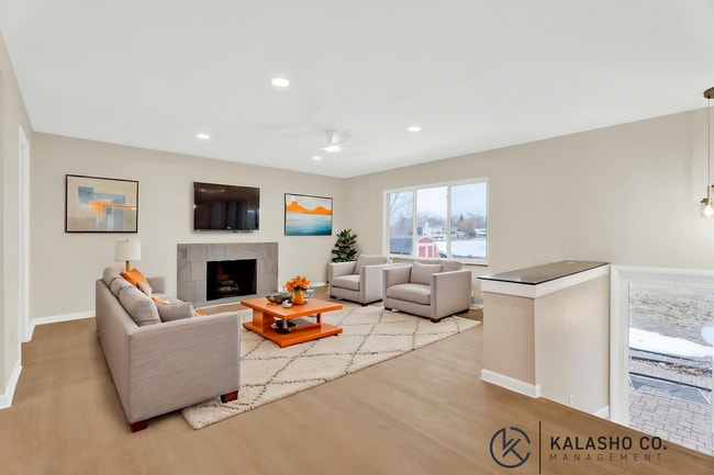 property at 915 James K Blvd