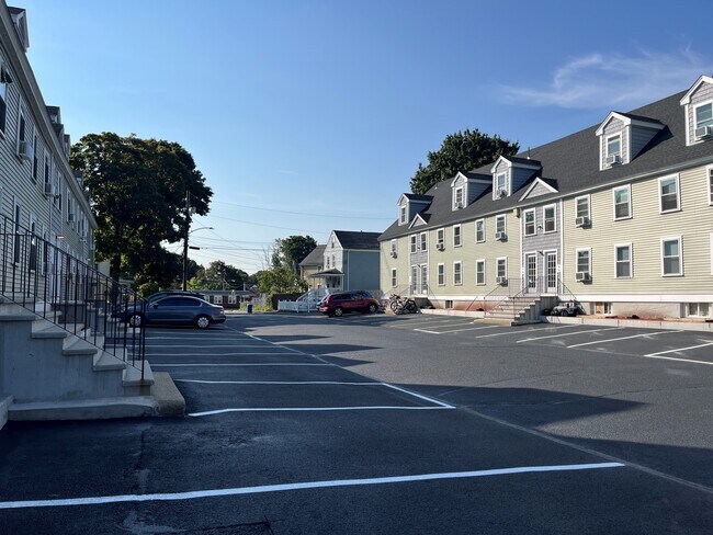 2-15 Winn Park in Woburn, MA - Building Photo - Building Photo