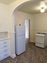 94 Taylor Pl in Forty Fort, PA - Foto de edificio - Building Photo