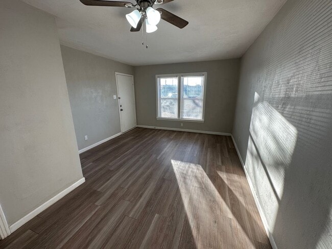 1909 Pecos St in Amarillo, TX - Foto de edificio - Building Photo