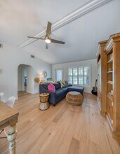 1218 N Ocean Breeze in Lake Worth Beach, FL - Foto de edificio - Building Photo