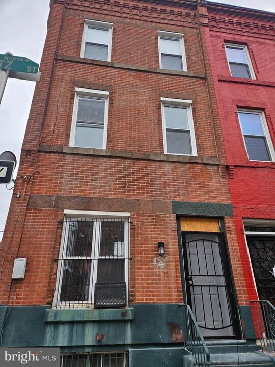 2036 N Gratz St in Philadelphia, PA - Building Photo