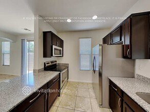 1453 S Ponderosa Dr in Gilbert, AZ - Foto de edificio - Building Photo