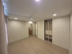 1225 Center St in Honolulu, HI - Building Photo - Building Photo