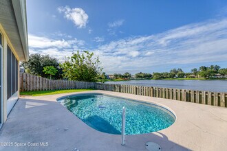 4540 Bellaluna Dr in Melbourne, FL - Building Photo - Building Photo