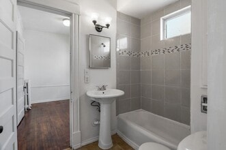 1326 Monroe St NE in Minneapolis, MN - Building Photo - Building Photo