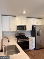 2302 Prince Hall Dr in Hopewell Township, NJ - Building Photo