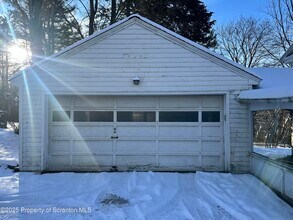 1108 N Abington Rd in Waverly, PA - Building Photo - Building Photo