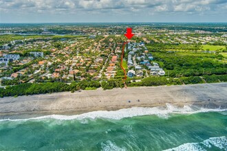 237 Seabreeze Cir in Jupiter, FL - Building Photo - Building Photo