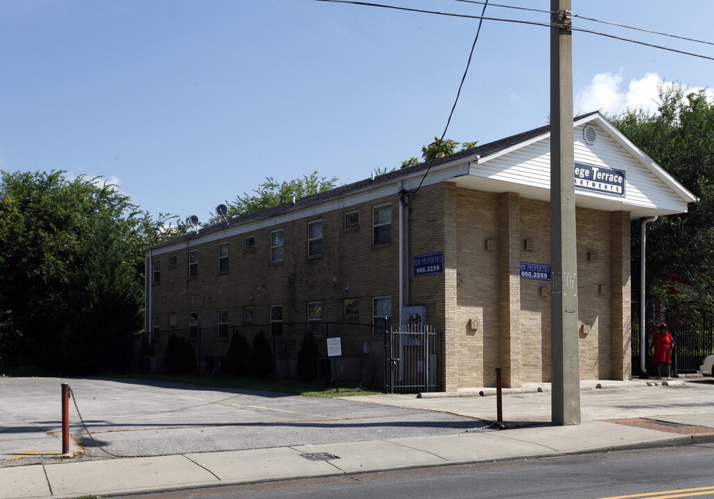 1826 Jefferson St in Nashville, TN - Building Photo