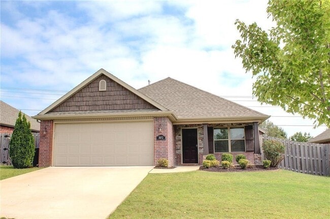 property at 3072 N Autumn Rose Ave