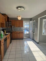 49 Hilltop Dr in Monroe, NY - Building Photo