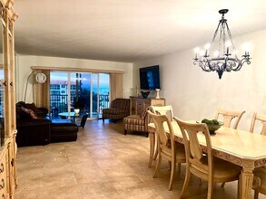 2871 N Ocean Blvd in Boca Raton, FL - Building Photo - Building Photo