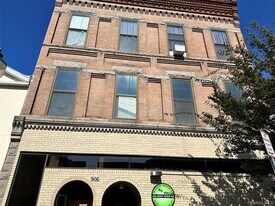 906 South St, Unit 2 in Peekskill, NY - Building Photo