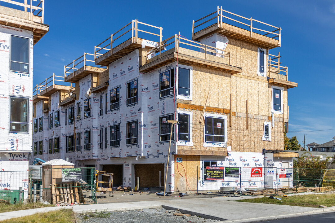 Vivid in Langley, BC - Building Photo