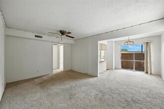 4524 Amesbury Dr in Dallas, TX - Building Photo - Building Photo