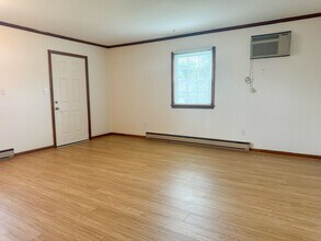 101 Lyons Ave in Colonial Heights, VA - Building Photo - Building Photo